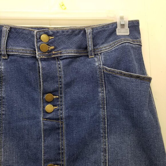 EST 1946 Blue Jean Denim 8 Skirt Faux Button Up Front Pockets Belt Loops - Picture 6 of 6